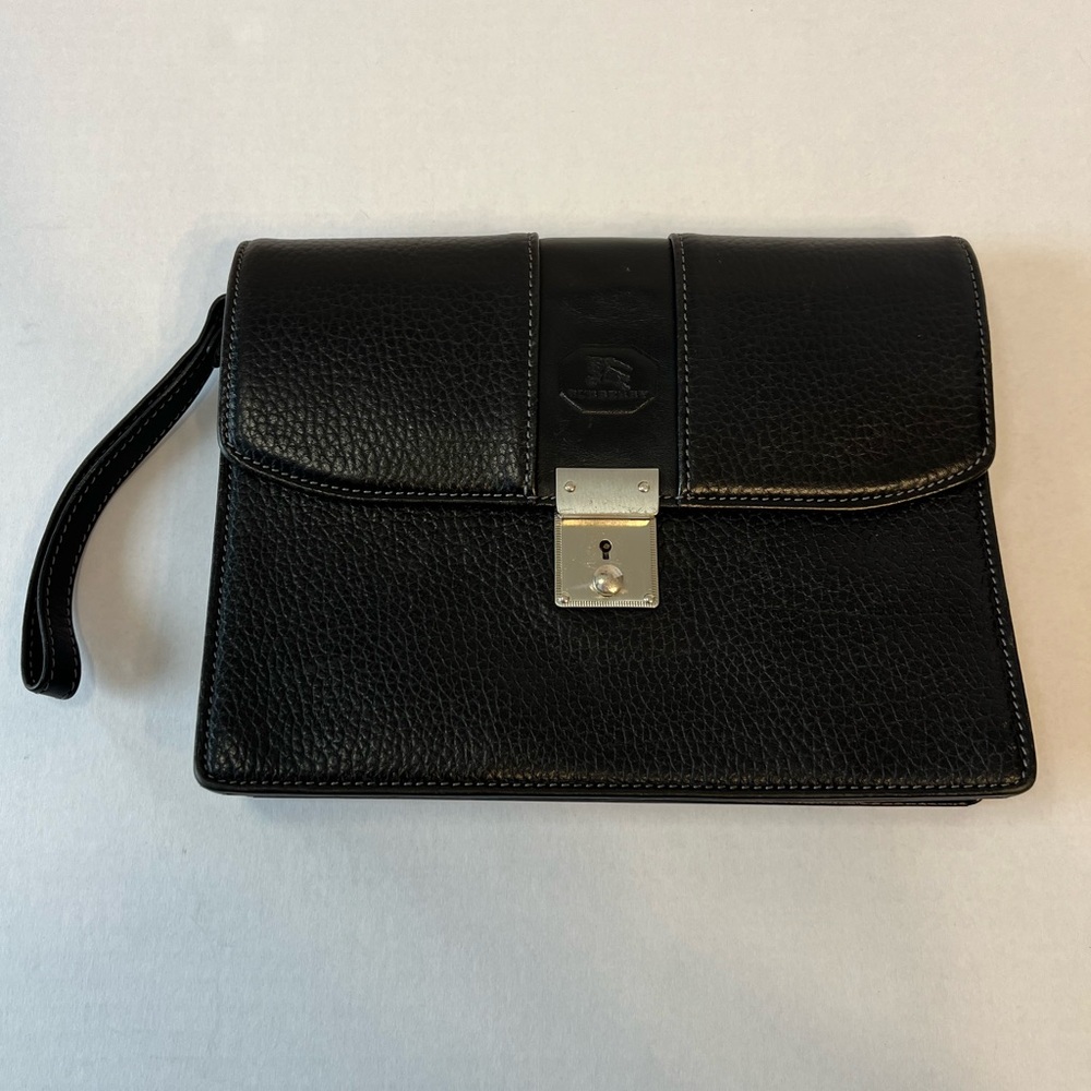 Burberry black leather second bag /‎ clutch with lock and key